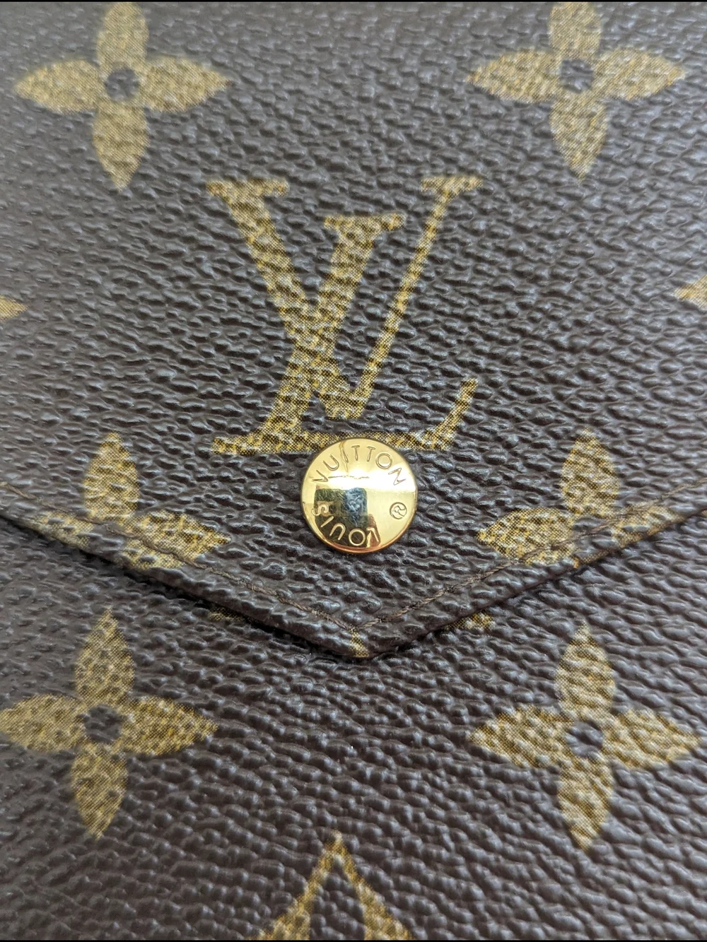 100% Authentic Louis Vuitton Victorine Monogram Wallet W/COA
